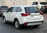 2020 MITSUBISHI OUTLANDER