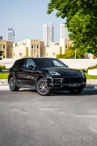 بورشه كاين ستاندرد 2020