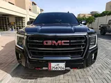 2021 GMC Yukon AT4 low KM Full Option