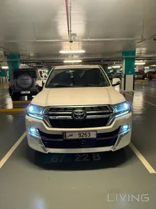 Toyota Land Cruiser GXR- Grand Touring 2021