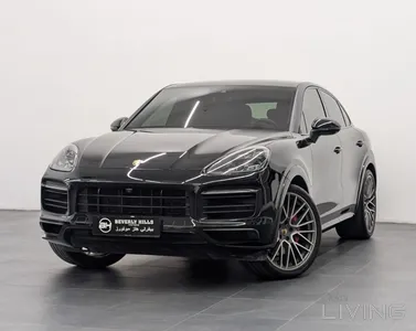 Porsche Cayenne GTS 2021