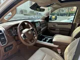 شاحنة رام 1500 لاريامي 2021 رباعية الدفع 4x4