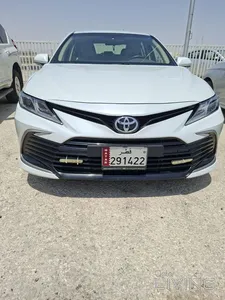 تويوتا كامري إل إي 2021