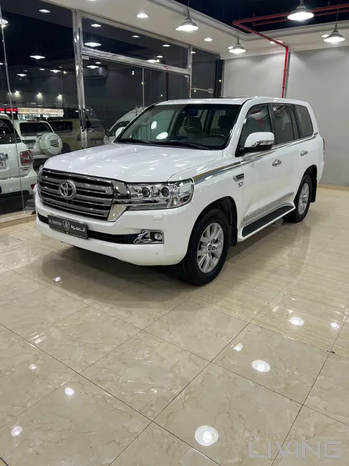 تويوتا لاند كروزر VXR 2021 — QatarLiving