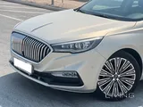 2022 Hongqi H5