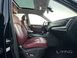 2022 MG RX8