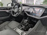 2022 Volkswagen Touareg R-Line- Original Paint