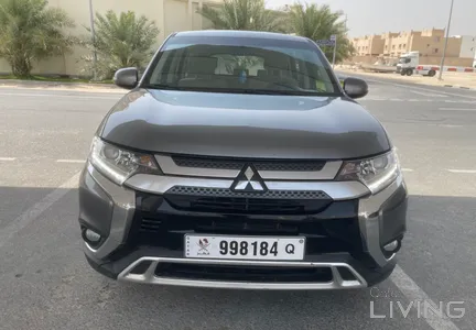 Mitsubishi Outlander  2022