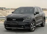كيا سورينتو 2023 مستعملة بنزين أوتوماتيك بأسود أنيق