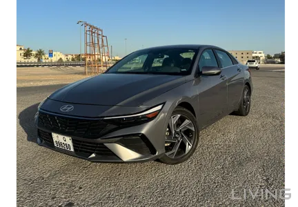 Hyundai Elantra  2025