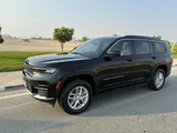 2025 Jeep Grand Cherokee Laredo - 7 Seats, Full Service, Petrol