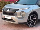 ميتسوبيشي أوتلاندير 2025 دفع رباعي