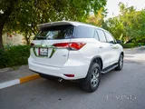 2024 Toyota Fortuner SR5 4.0L