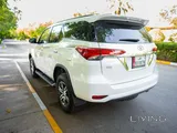 2024 Toyota Fortuner SR5 4.0L