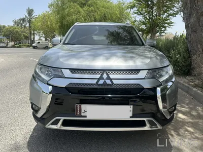 Mitsubishi Outlander  2020