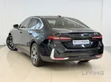 520i Saloon Luxury