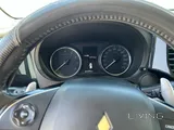 سيارة عائلية للبيع بحالة جيدة