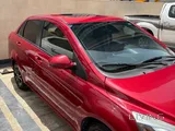 سيارة BAIC D20 حمراء موثوقة وبسعر مناسب
