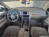 Audi Q7 S-Line 7 seats – Full Option