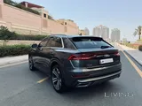 AUDI Q8 S line