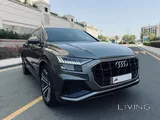 AUDI Q8 S line