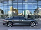 AUDI S8 2020