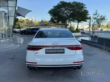 AUDI S8 2020