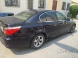 BMW 523i