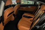 BMW 730i