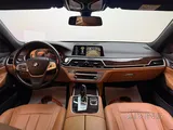 BMW 730i 2017