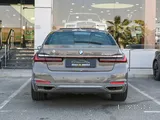 BMW 730Li. 2020