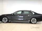 BMW 735i Saloon 2025