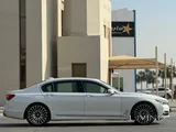 BMW 750 Li 2016 V8