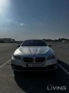 BMW 5-Series 528 i 2016