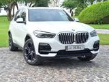 BMW X5 40i