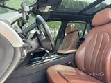 BMW X5 50i