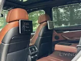 BMW X5 50i