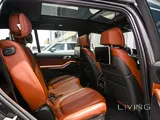 BMW X7 40i. 2022