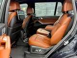 BMW X7 50i 2019 V8