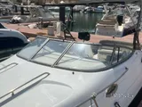 يخت ستينغراي الصغير