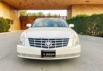 Cadillac DTS  2011