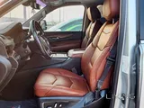 Cadillac Escalade ESV 2018 V8