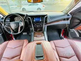 Cadillac Escalade Xl 2025. 110,000 km.