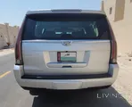 Cadlac Escalade Luxury V8 2016