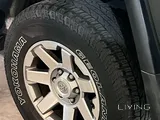 FJ Cruiser rims with tyres