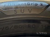 أربع تواير جوديير صناعة ألمانية نظيفه لسيارة فوورفييل ايفيشنت جريب 2 SUV