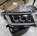 مصباح أمامي وخلفي لسيارة تويوتا لاند كروزر للبيع