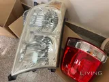 LC200 - 2010 VXR usedFront body parts for sale with cheep negotiable price