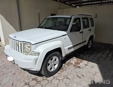 Jeep Cherokee Sport 2010