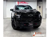 Chevrolet SilveradoTrail Boss 2025 V8